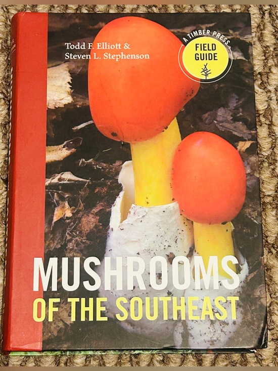 Other - Mushrooms of the Southeast ( A Timber Press Field Guide)
